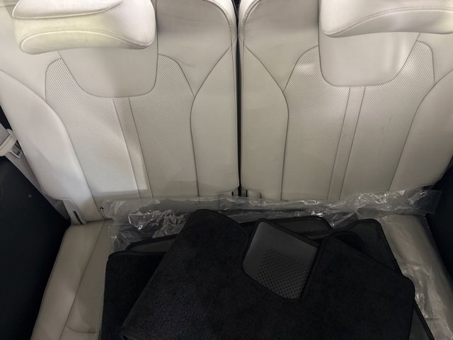 Used 2023 Kia Sorento SX Prestige image 35