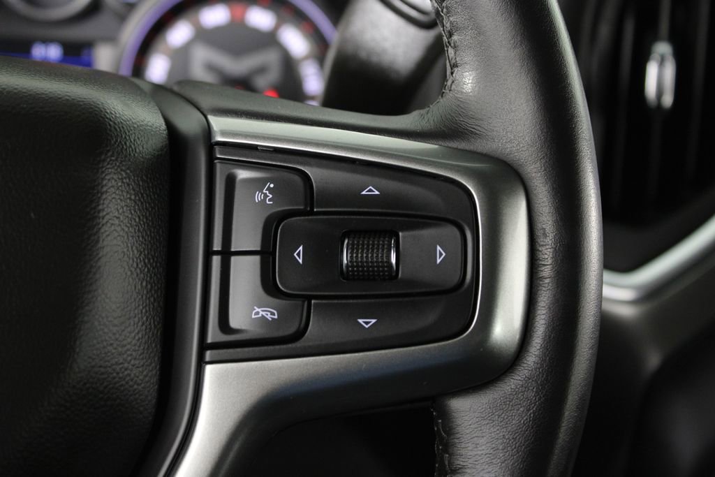 Used 2022 Chevrolet Silverado 1500 RST w/ Safety Package AWD/4WD image 25
