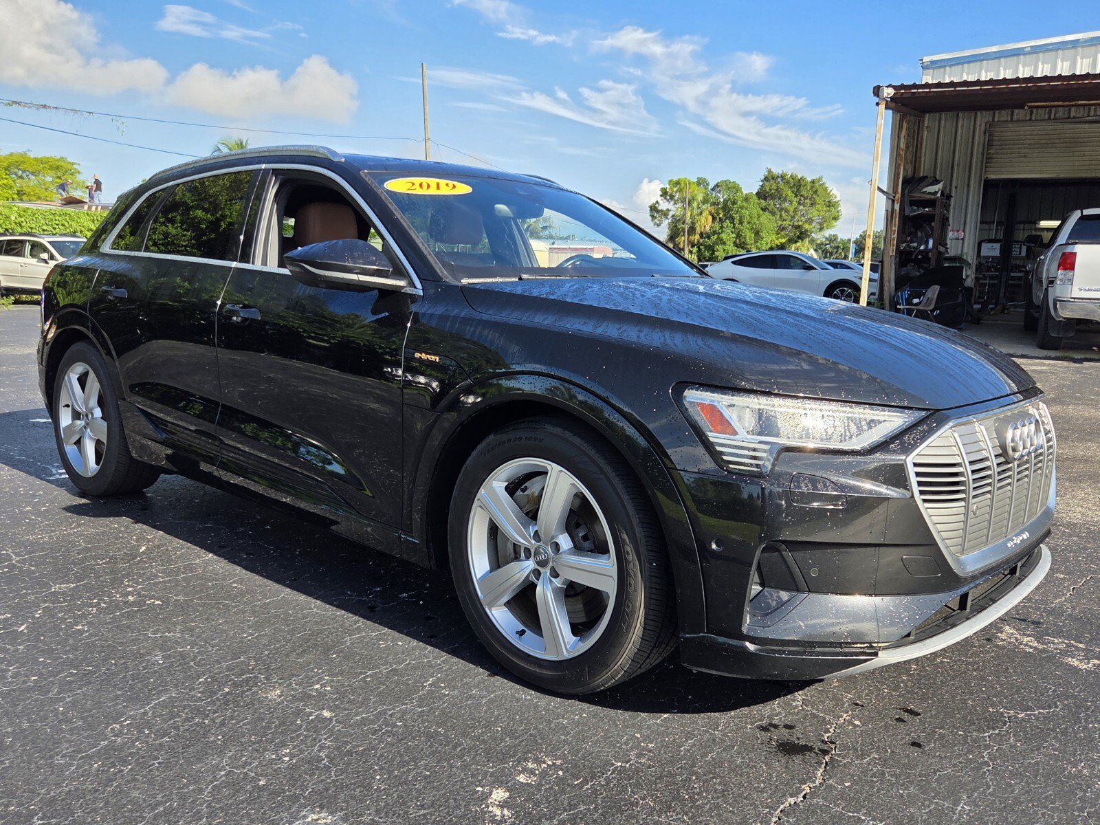 Used 2019 Audi e-tron Premium Plus AWD/4WD image 7