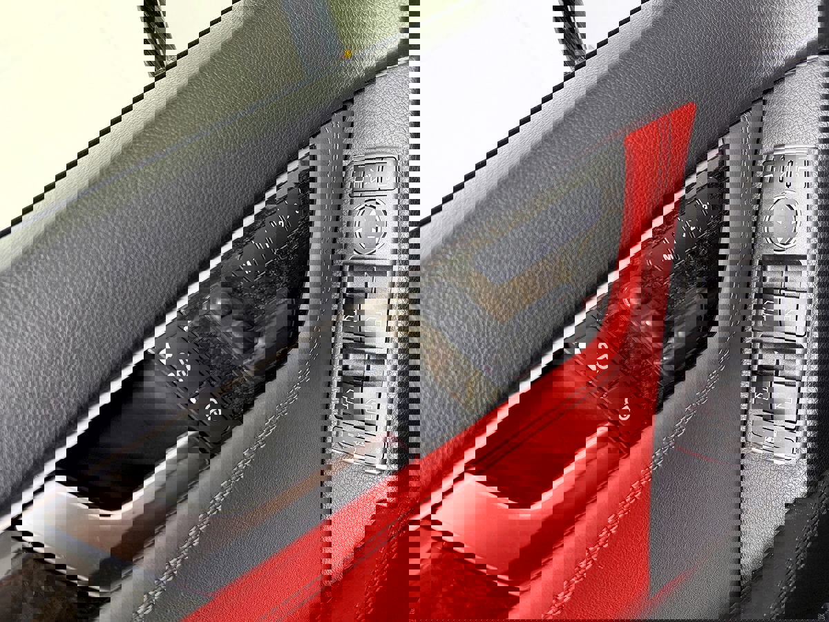 Used 2012 Mercedes-Benz C 63 AMG Sedan image 20