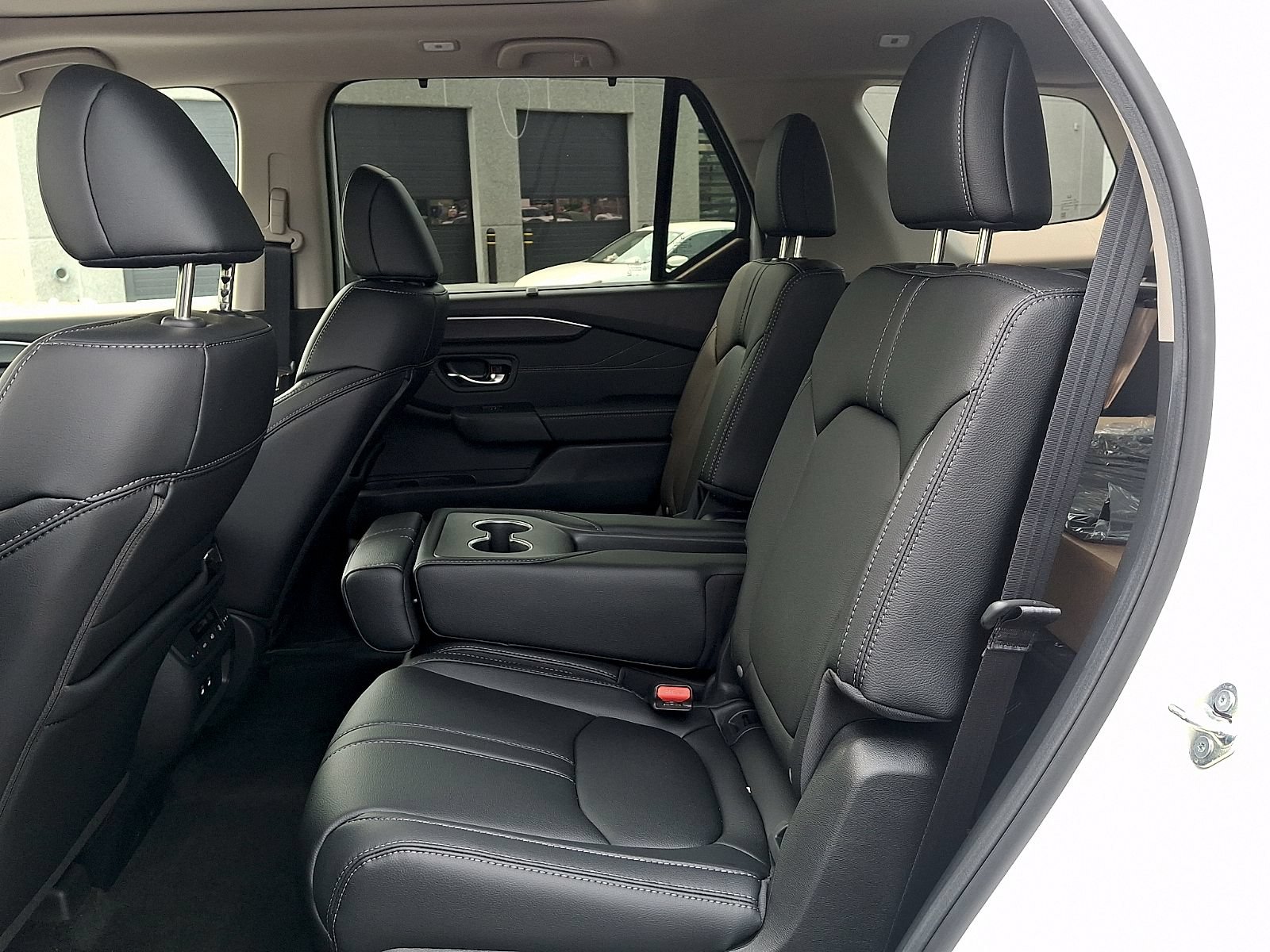 New 2026 Honda Pilot Touring image 5