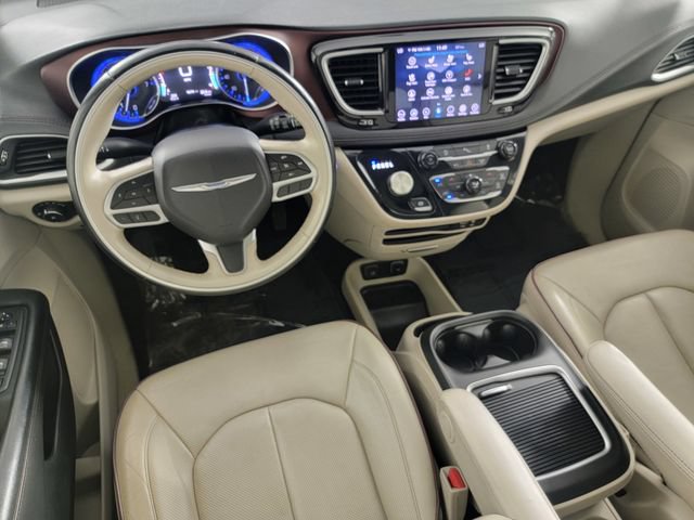Used 2020 Chrysler Pacifica Limited FWD image 31