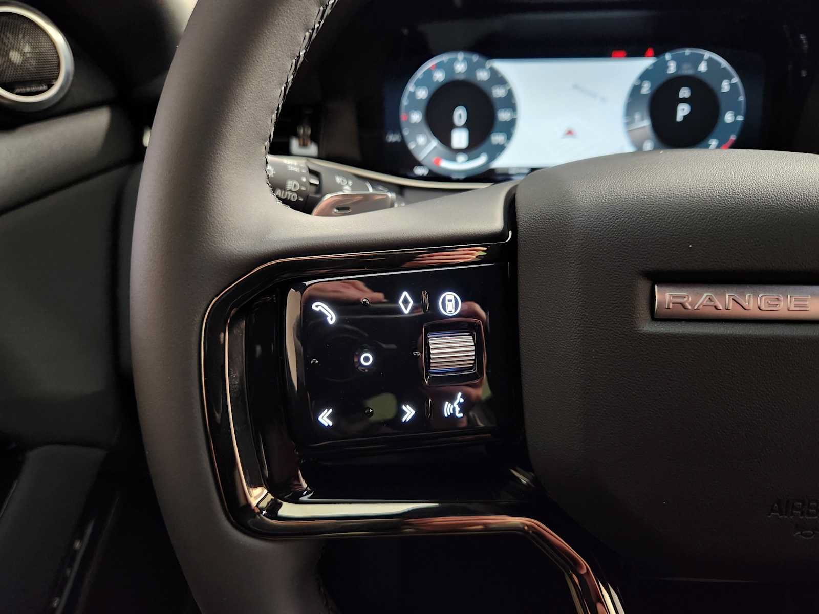 New 2026 Land Rover Range Rover Evoque S AWD/4WD image 43
