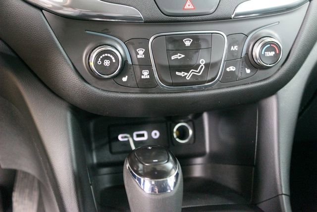 Used 2019 Chevrolet Equinox LT AWD/4WD image 19