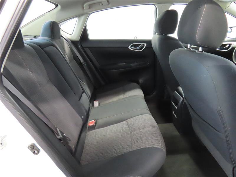 Used 2014 Nissan Sentra SV image 28