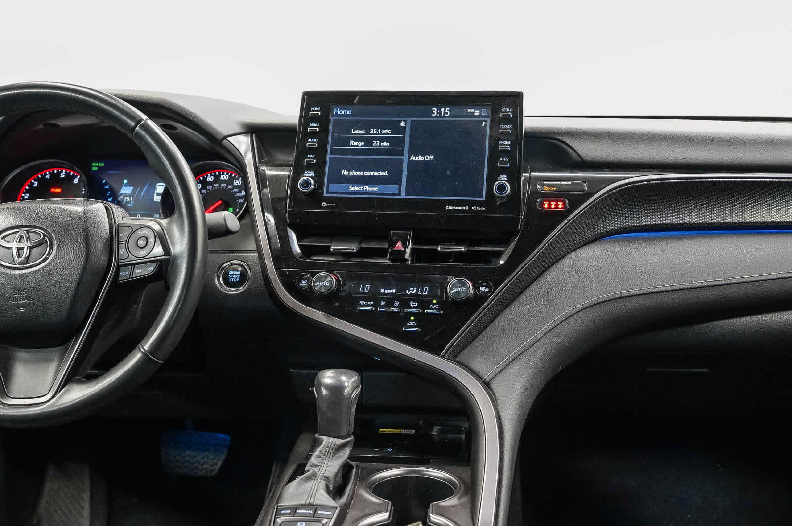 Used 2024 Toyota Camry XSE FWD image 13