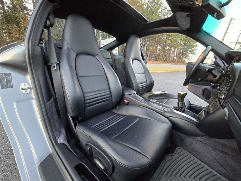 Used 2003 Porsche 911 Carrera image 21