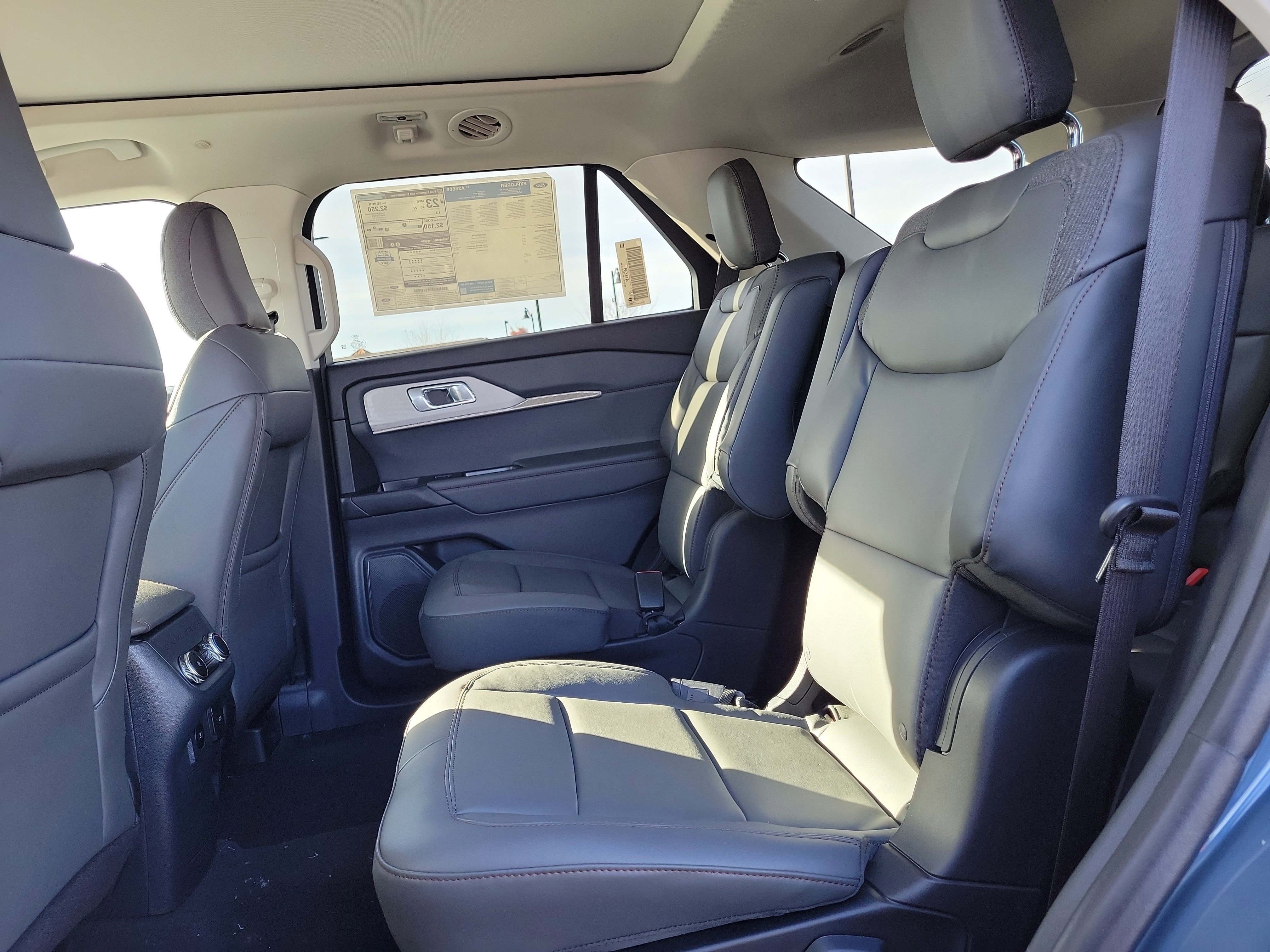 New 2026 Ford Explorer Active image 11