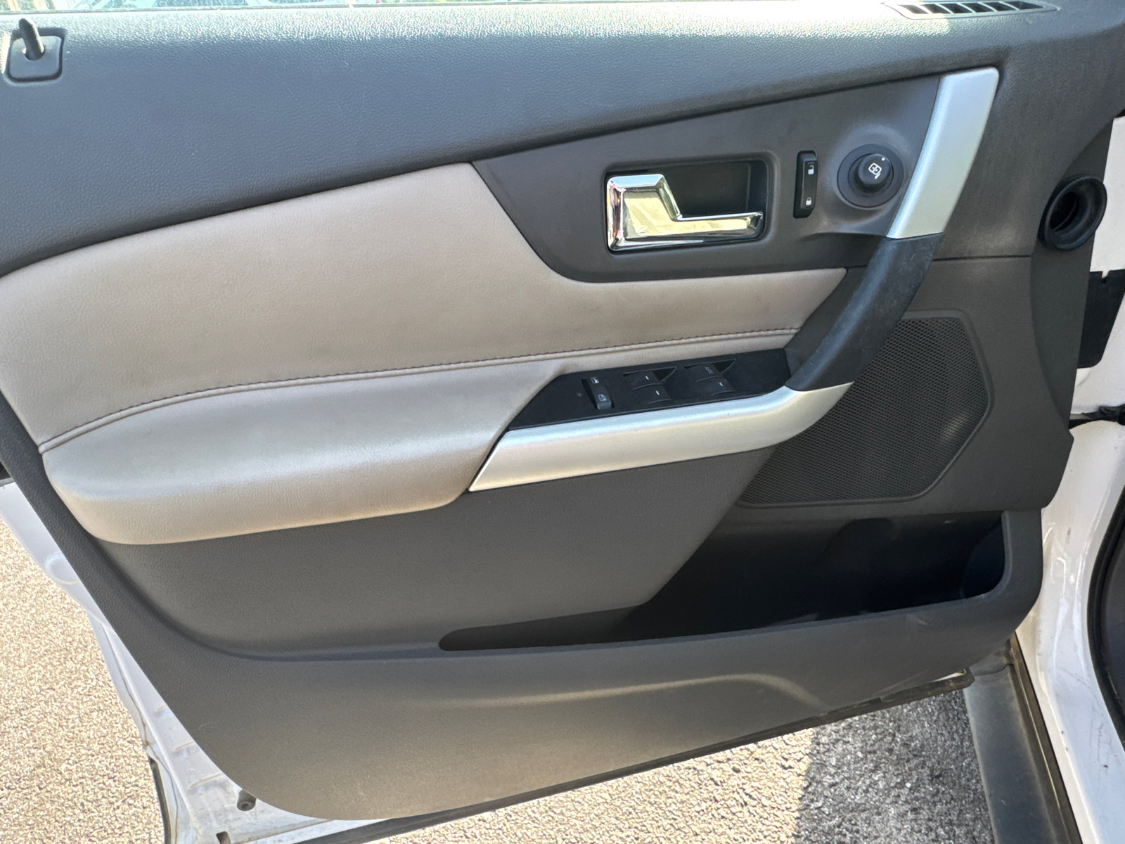 Used 2013 Ford Edge SEL image 11