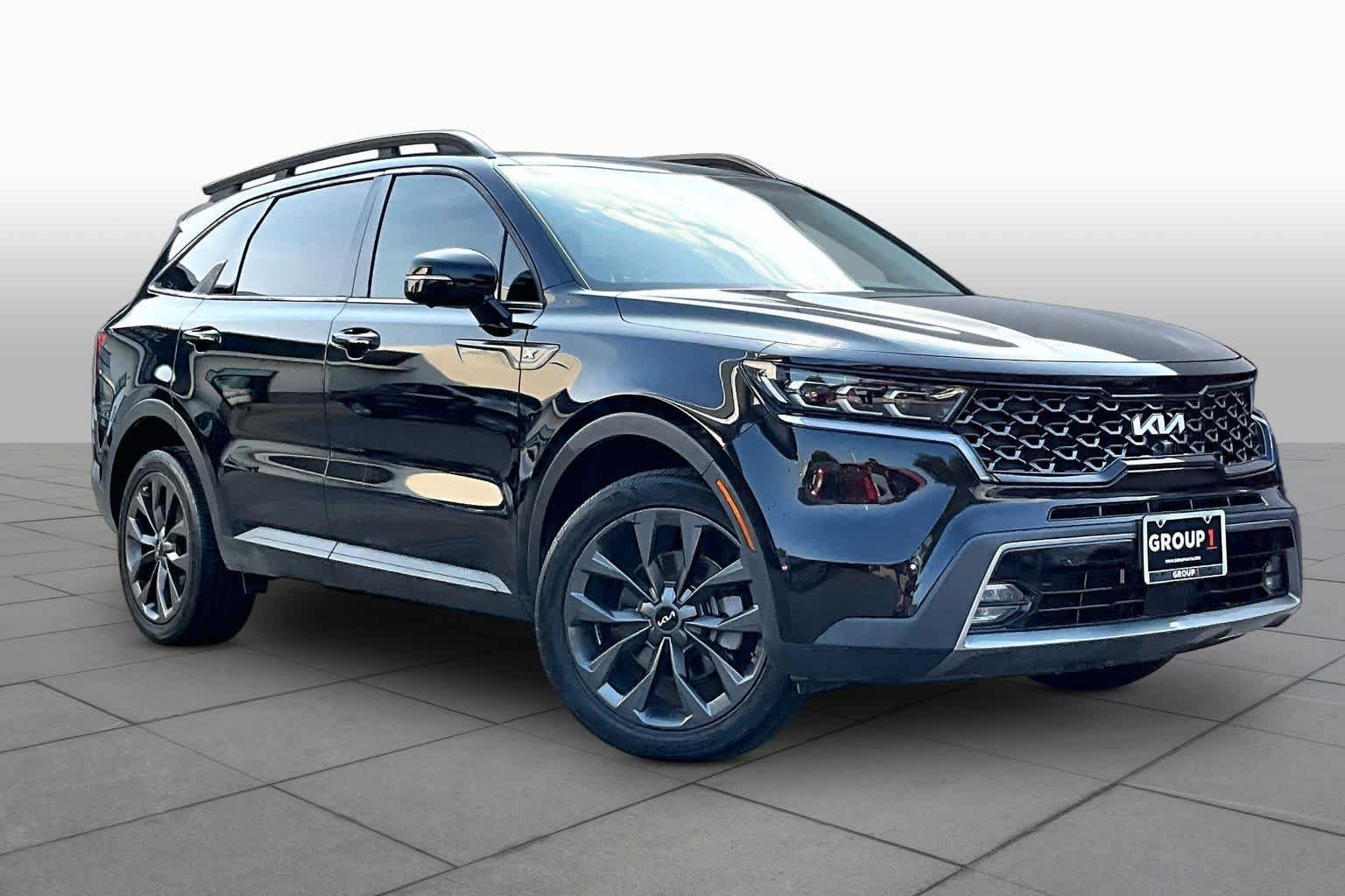 Used 2022 Kia Sorento SX Prestige w/ Rust Color Package AWD/4WD image 3