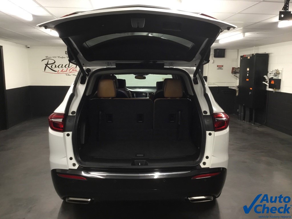 Used 2018 Buick Enclave Essence AWD/4WD image 12