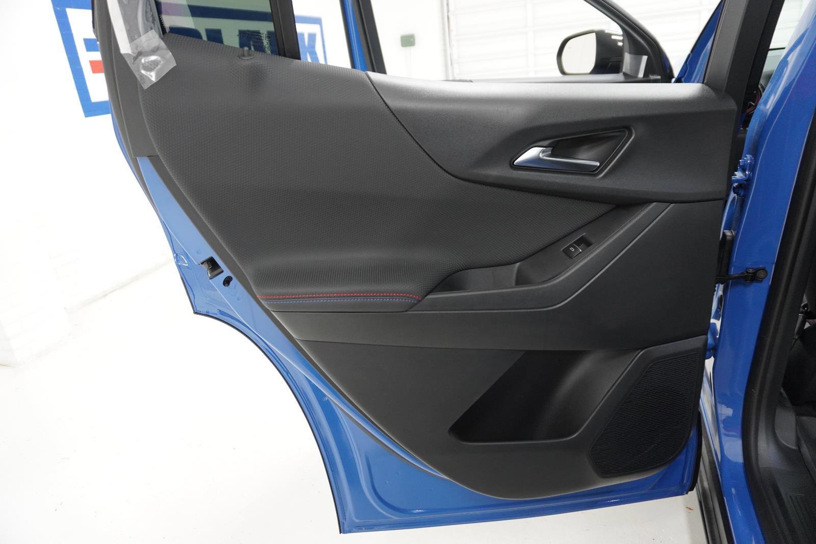 New 2026 Chevrolet Equinox RS w/ Convenience Package III image 37