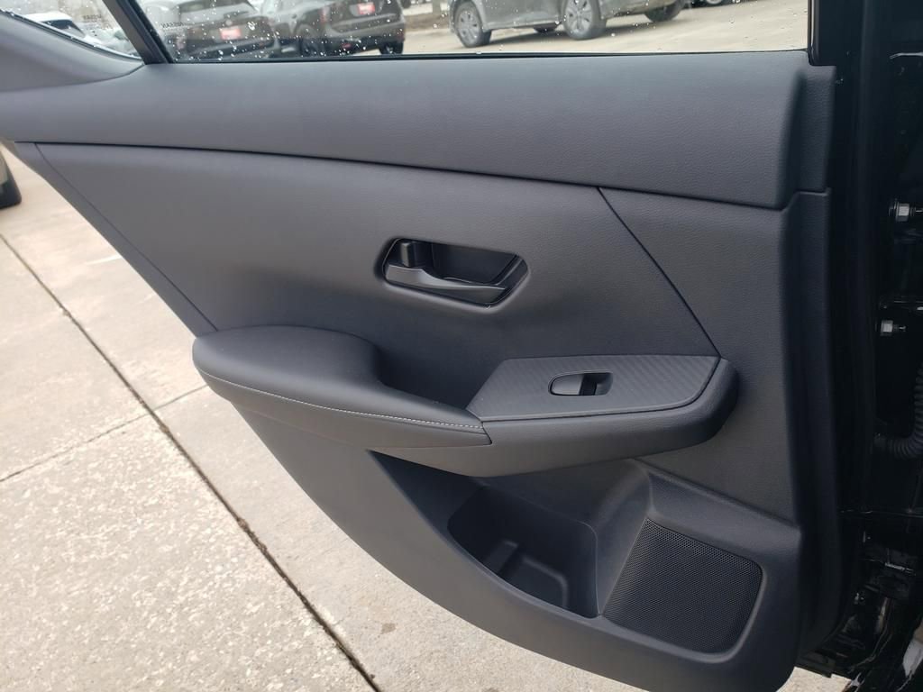 Certified 2025 Nissan Sentra S FWD image 15