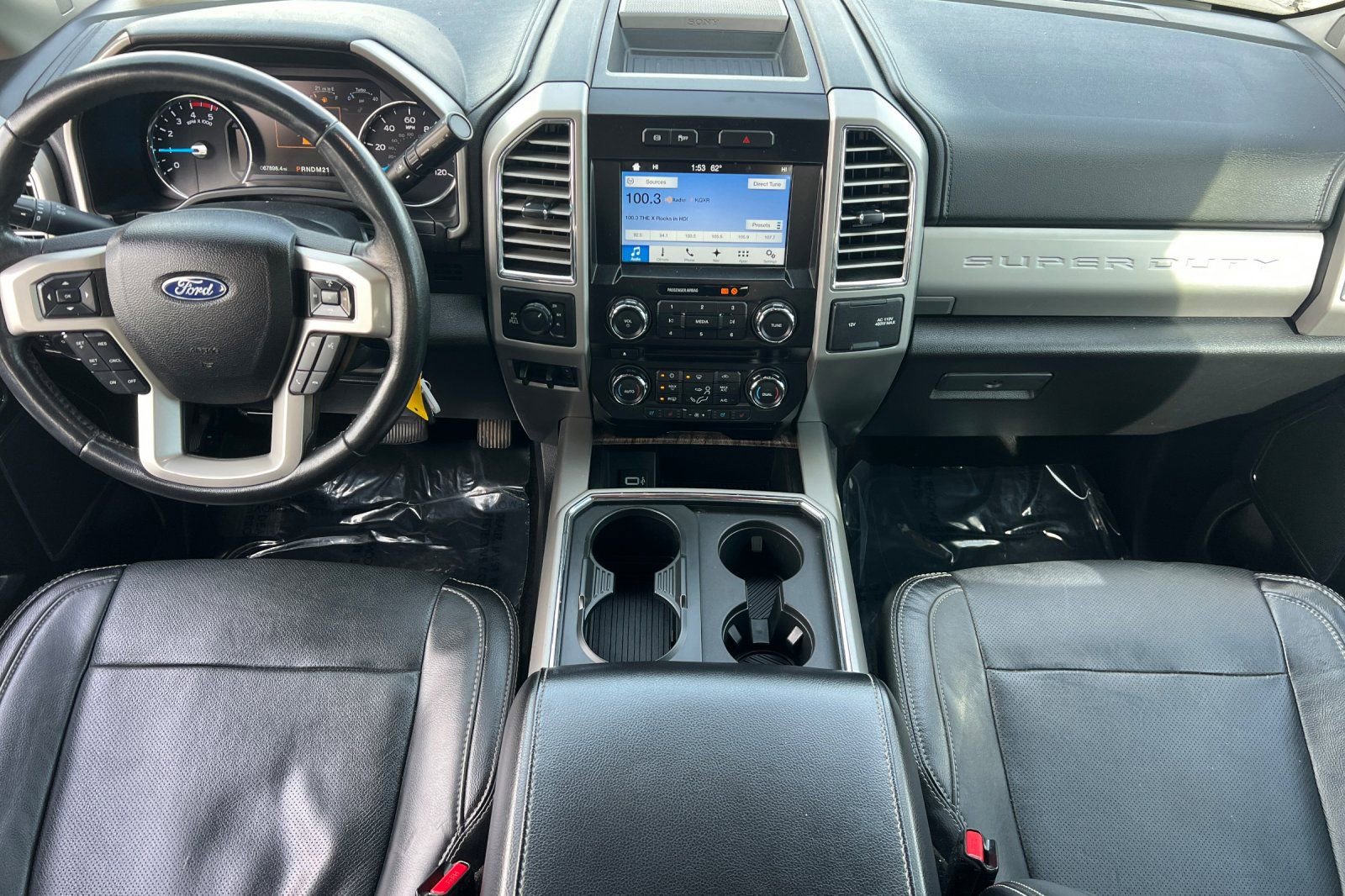 Used 2017 Ford F350 Lariat w/ Camper Package image 10