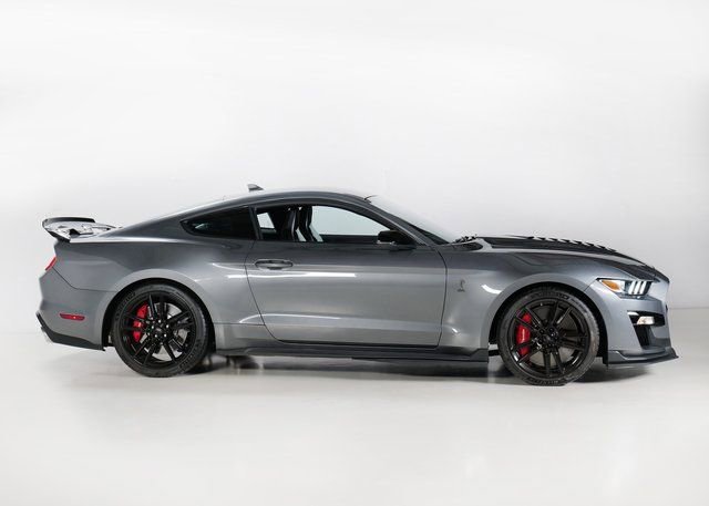 Used 2022 Ford Mustang Shelby GT500 w/ Technology Package image 35
