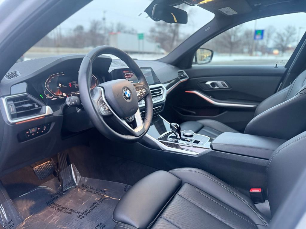 Used 2022 BMW 330i xDrive Sedan w/ Premium Package image 15