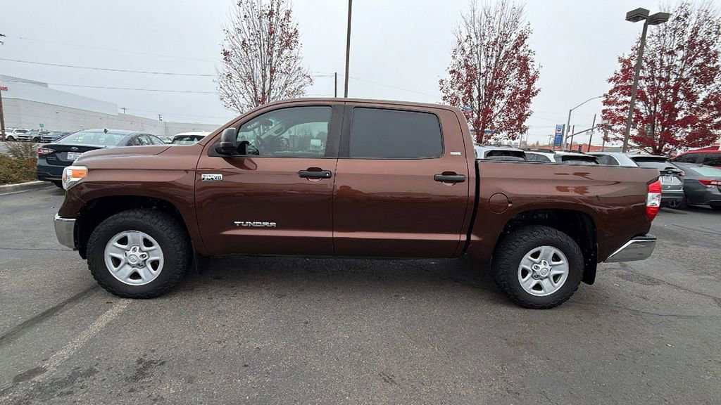 Used 2017 Toyota Tundra SR5 image 7