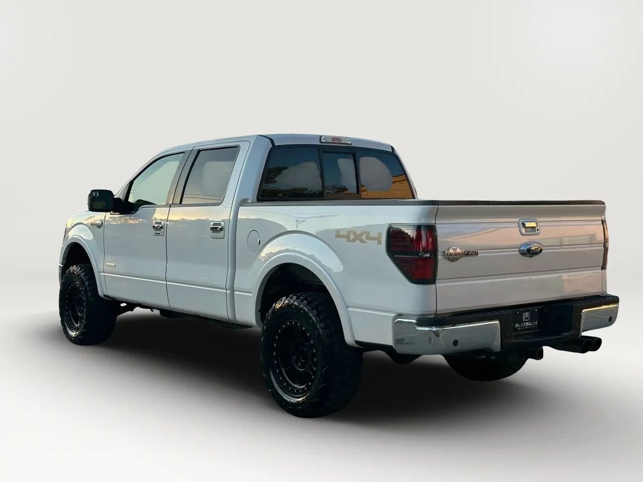 Used 2013 Ford F150 King Ranch w/ King Ranch Luxury Pkg image 3