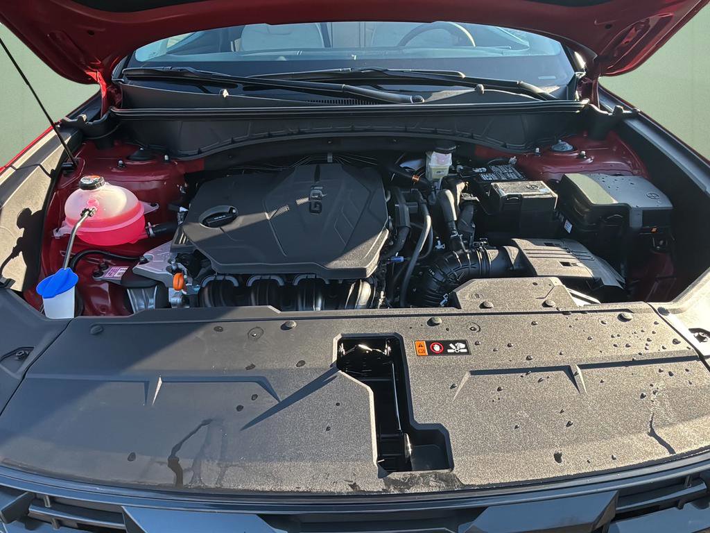 Certified 2025 Hyundai Tucson SE FWD image 12