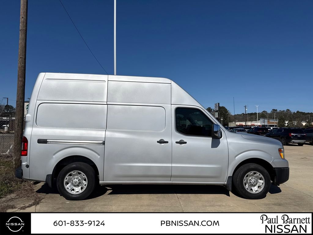 Used 2016 Nissan NV 2500 SV w/ Technology Package image 11