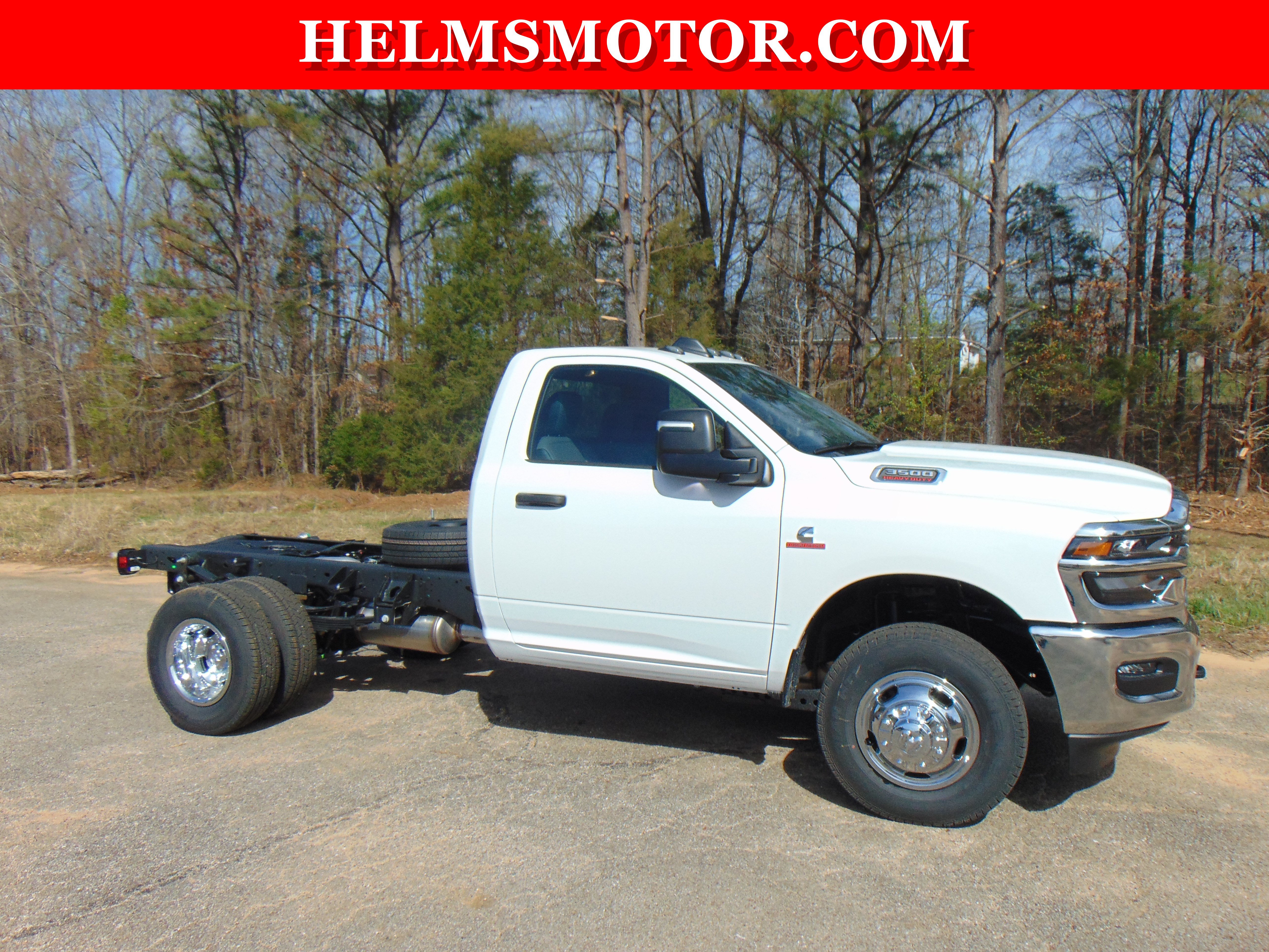 New 2026 RAM 3500 Tradesman AWD/4WD image 8
