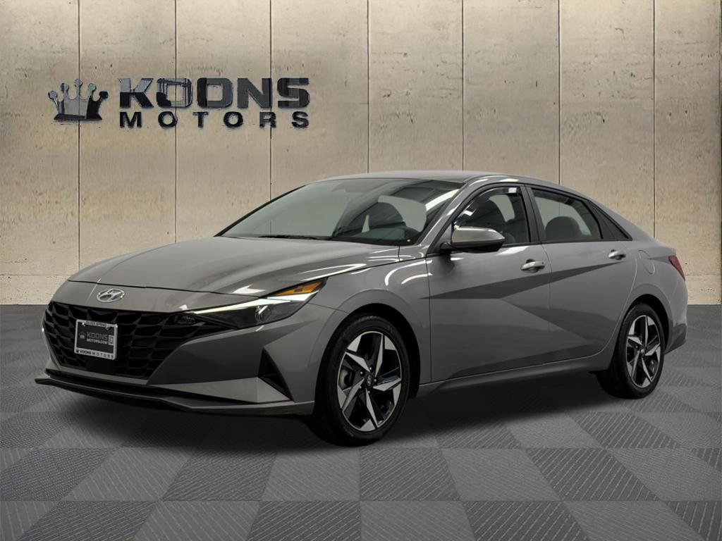 Used 2023 Hyundai Elantra SEL w/ Convenience Package FWD image 1