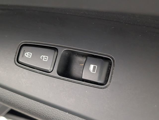 Used 2024 Kia Forte LXS image 30