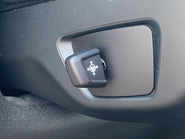 Used 2021 BMW X7 xDrive40i w/ Parking Assistance Package image 17