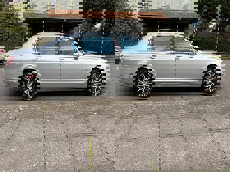 Used 2006 Bentley Flying Spur Flying Spur image 6