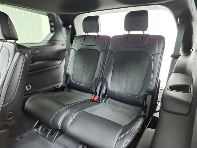 Used 2025 Jeep Grand Cherokee L Altitude image 38