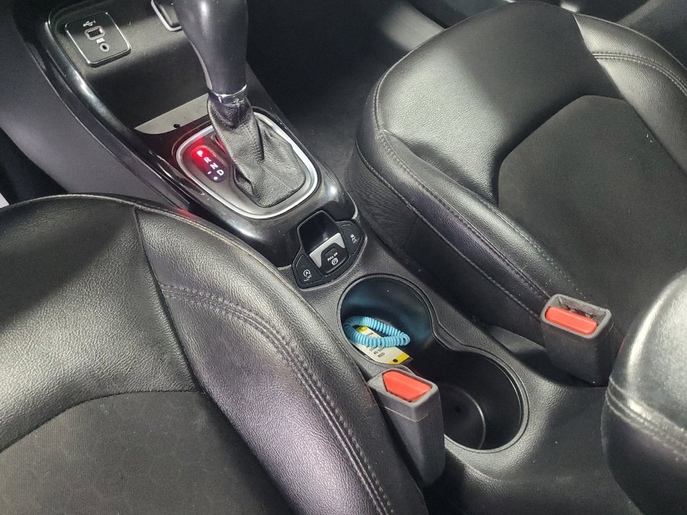 Used 2020 Jeep Compass Latitude FWD image 26