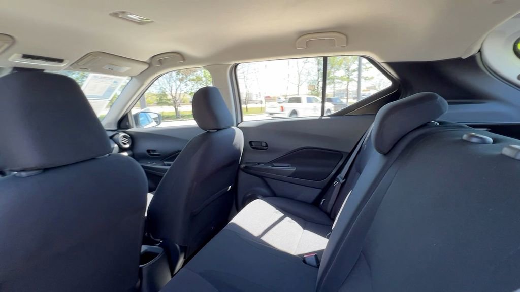 Used 2023 Nissan Kicks S image 36