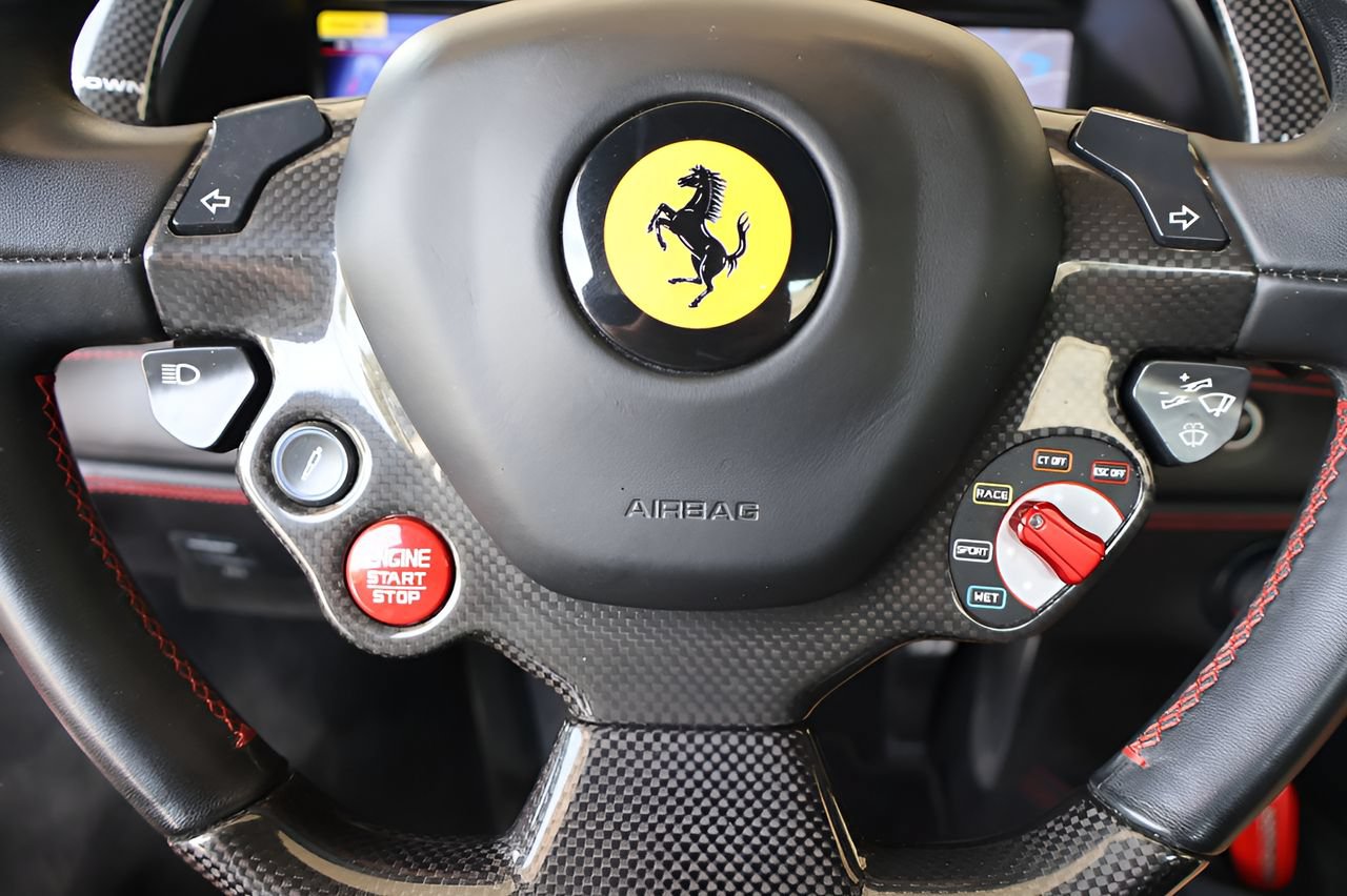 Used 2018 Ferrari 488 Spider RWD image 20