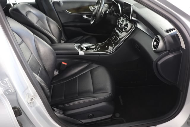 Used 2015 Mercedes-Benz C 300 4MATIC Sedan image 22
