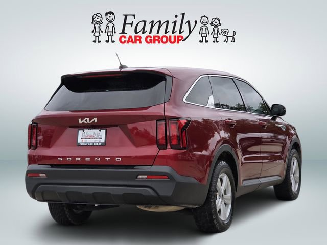 Used 2022 Kia Sorento LX FWD image 4