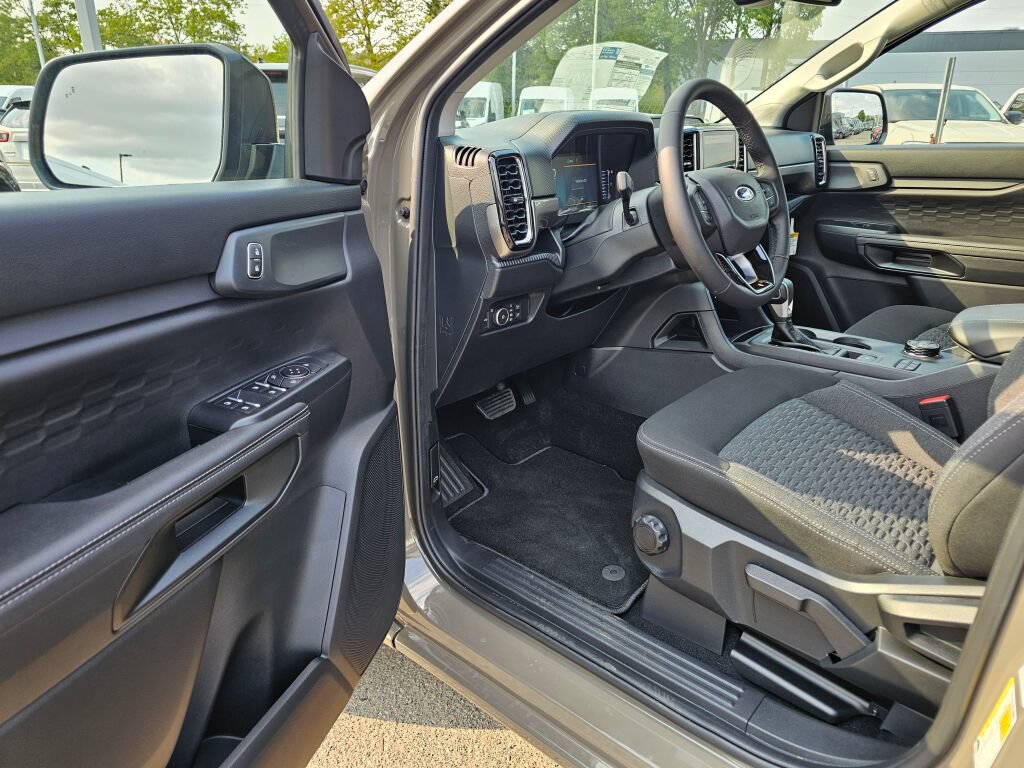 New 2026 Ford Ranger XLT w/ Advanced Towing Package AWD/4WD image 15