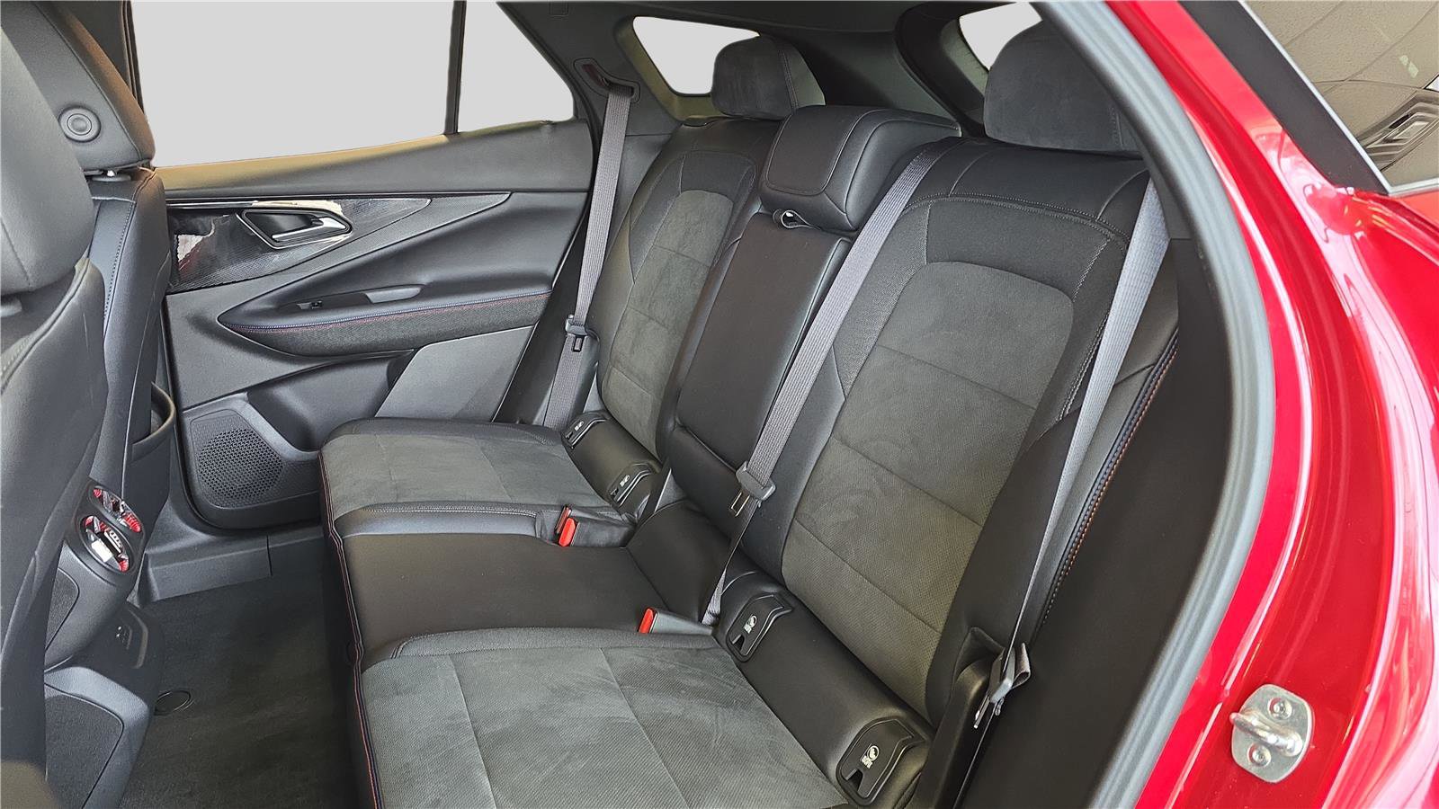 Used 2025 Chevrolet Blazer EV RS image 17