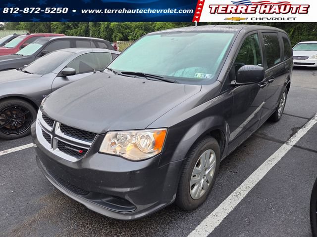 Used 2018 Dodge Grand Caravan SE w/ UConnect Hands-Free Group
