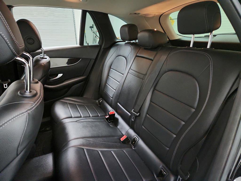 Used 2020 Mercedes-Benz GLC 300 4MATIC image 22