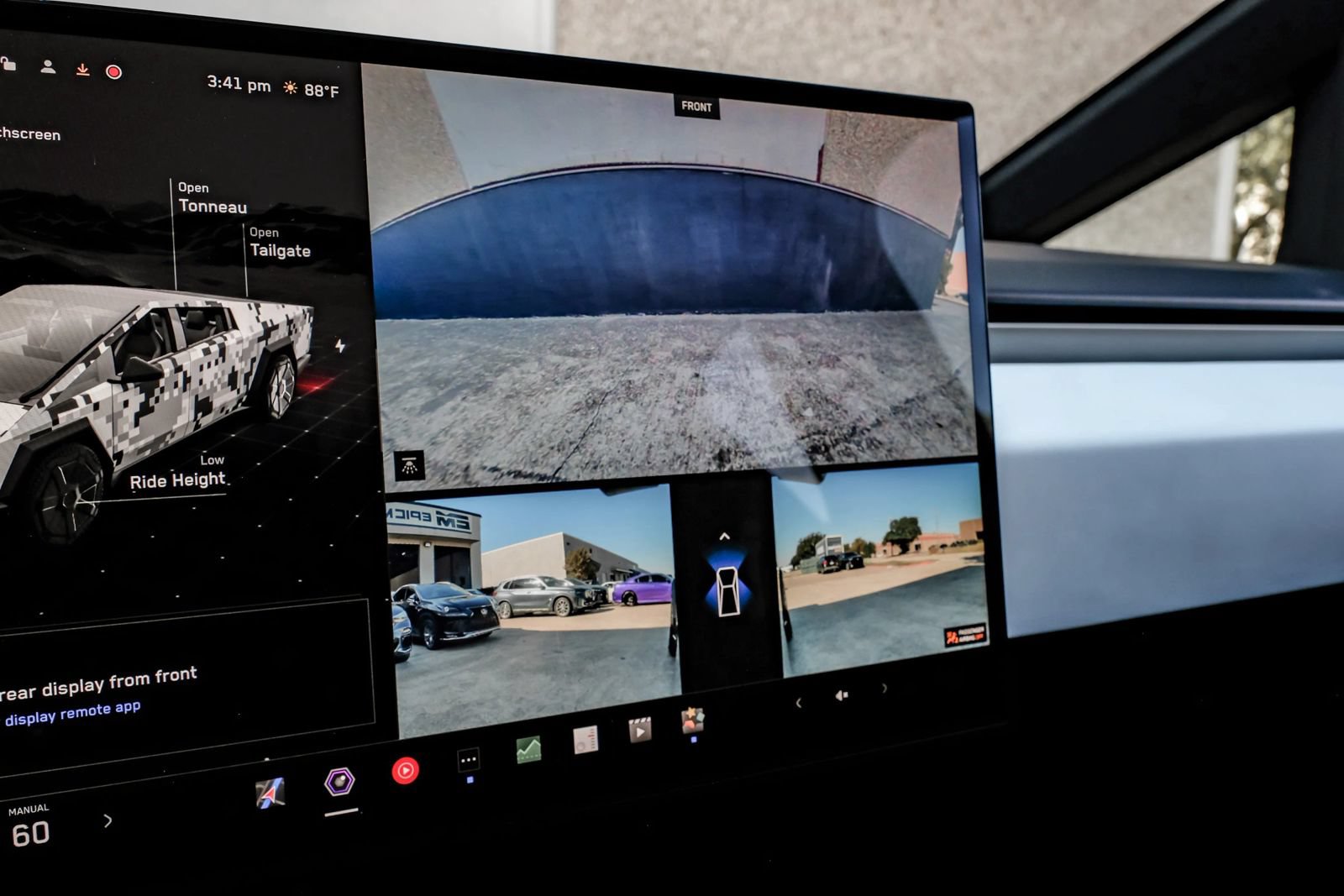 Used 2024 Tesla Cybertruck AWD Crew Cab image 26