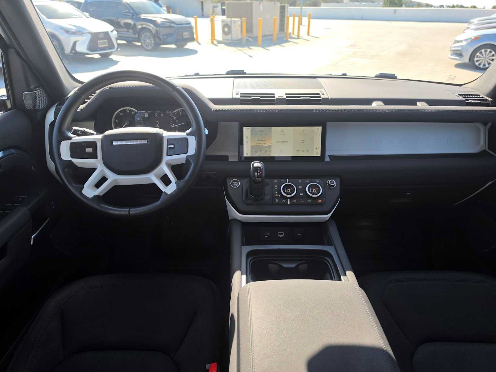 Used 2023 Land Rover Defender 110 AWD/4WD image 19