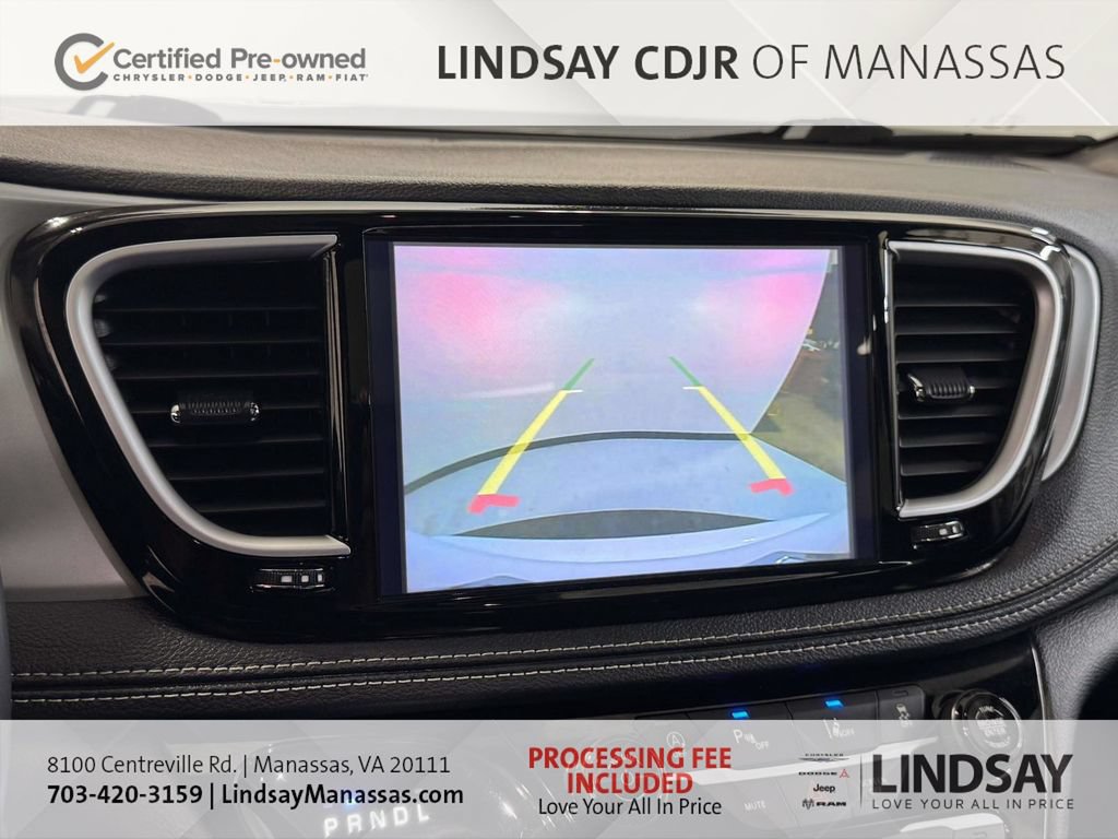 Certified 2025 Chrysler Pacifica Limited FWD image 26