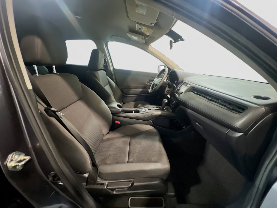Used 2021 Honda HR-V LX image 19