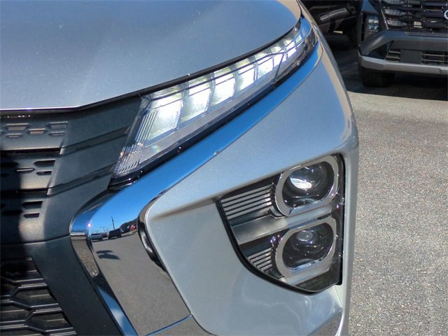 Used 2024 Mitsubishi Eclipse Cross SE image 10