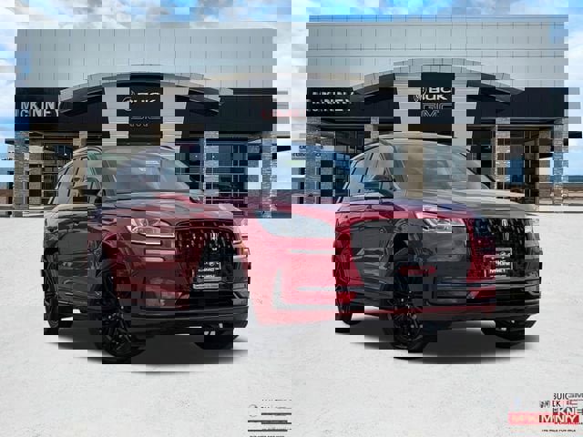 Used 2025 Lincoln Corsair Grand Touring w/ Equipment Group 301A AWD/4WD image 1