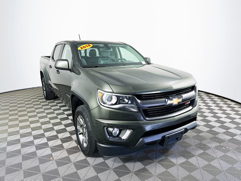 Used 2018 Chevrolet Colorado Z71 AWD/4WD image 3