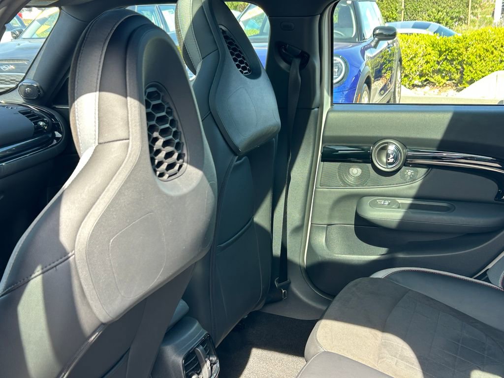 Used 2023 MINI Cooper Clubman John Cooper Works image 32