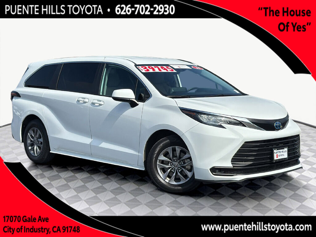 Certified 2023 Toyota Sienna LE