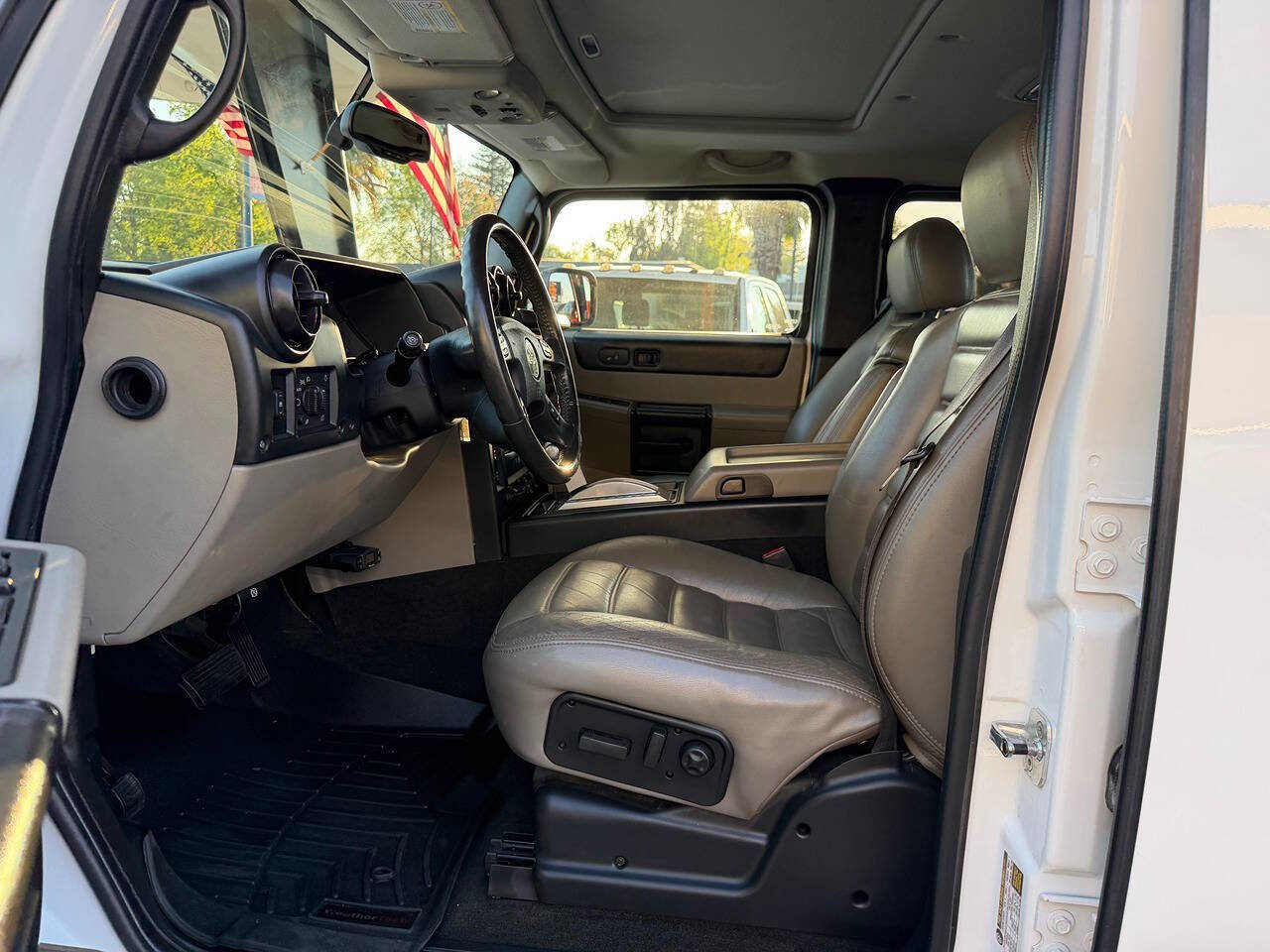 Used 2005 HUMMER H2 SUT w/ Preferred Equipment Group image 13