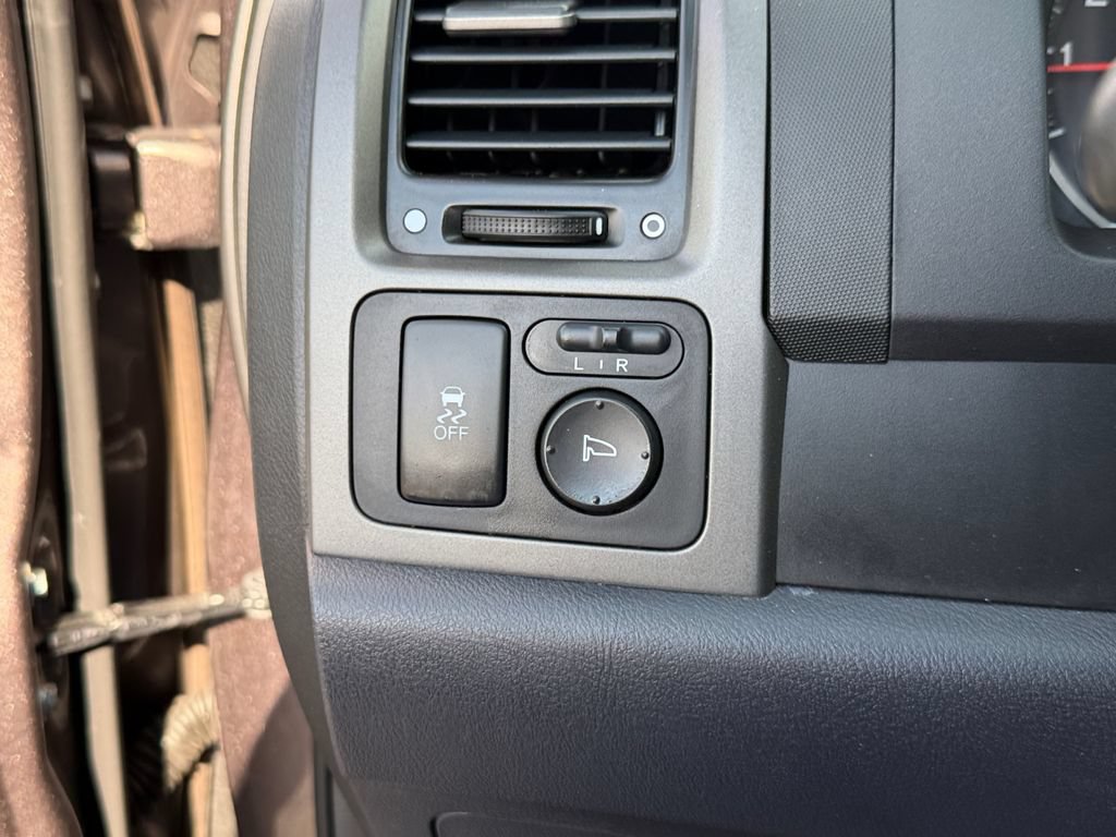 Used 2011 Honda CR-V EX image 29